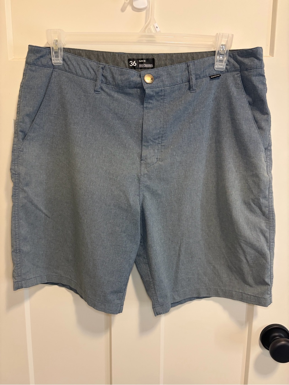Hurley Men's Light Blue/Gray Casual Shorts - Size 36